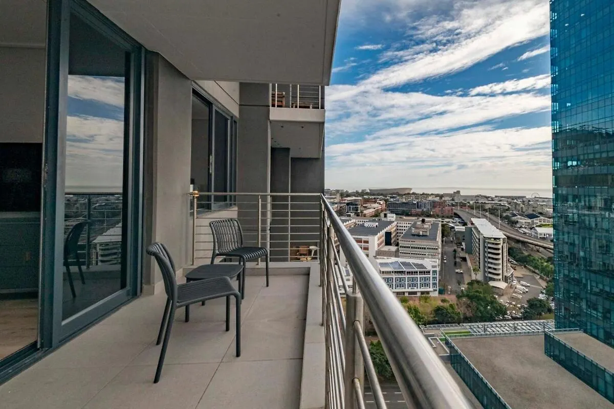 16 On Bree Modern 2Br Luxury Apartment Le Cap