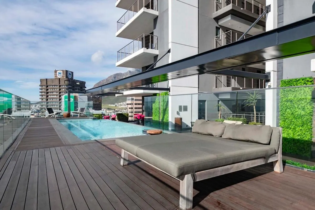 16 On Bree Modern 2Br Luxury Apartment Cape Town 0*,  South Africa
