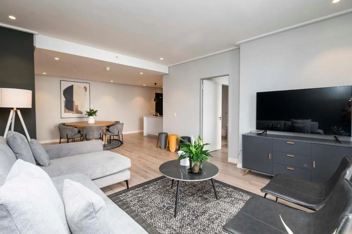 16 On Bree Modern 2Br Luxury Apartment Cape Town South Africa