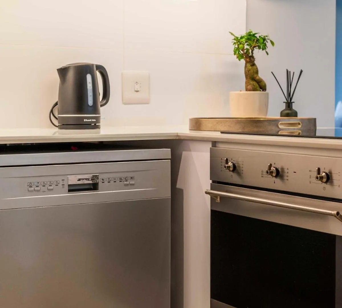 16 On Bree Modern 2Br Luxury Apartment Cape Town